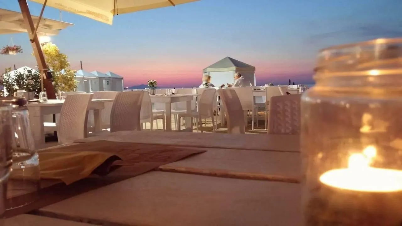 Villa La Baia Di Ulisse Venetico 0*,